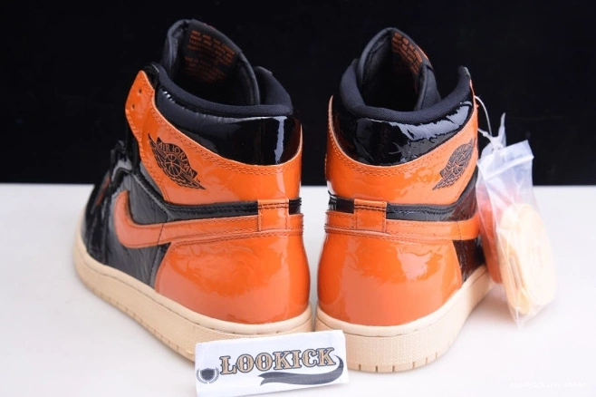 1 555088-028 Retro Jordan Shattered Backboard 3.0 High - Air 0820
